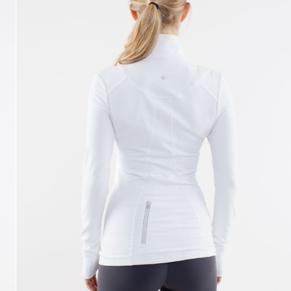 Lululemon Run: Your Heart Out Pullover. Thumbholes. White. Size 10. - Picture 2 of 13